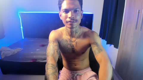 cloud_mckey8 online show from March 2026 07:15:01 AM