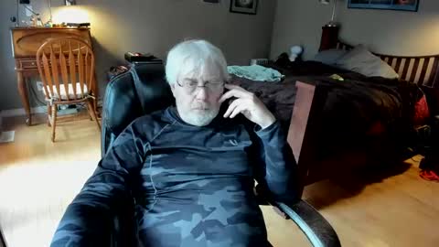 Snapshot of cloudalert62 chatting on March 2025 04:00:02 PM cloudalert62 online show from March 2025 04:00:02 PM