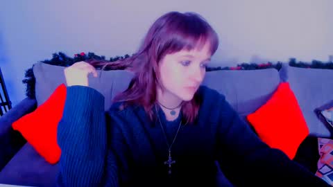 Snapshot of clover_red chatting on January 2025 02:56:02 PM Clover follow me online show from January 2025 02:56:02 PM