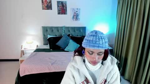 emely dolce online show from March 2025 09:18:02 AM