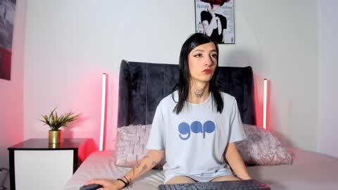 Cloy areo make me come with pleasure online show from February 2026 02:07:02 PM