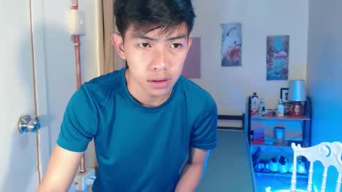 clyde_twinkx online show from April 2026 02:48:01 AM