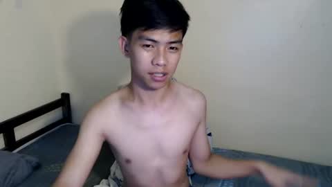 clyde_twinkx online show from June 2026 10:59:02 AM