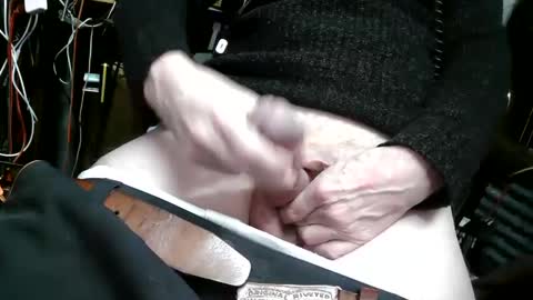 clystron online show from February 2025 05:25:01 AM