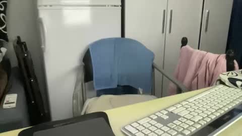 Snapshot of coach_karl chatting on November 2025 10:50:02 AM Coach Karl Porn Star Tip me all the way to my next trip online show from November 2025 10:50:02 AM