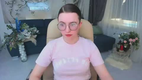 Molly online show from June 2026 05:15:01 AM