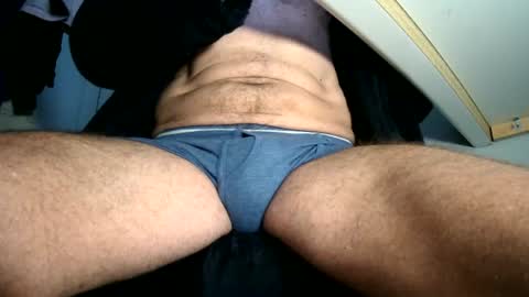 Snapshot of cockneegeezer chatting on June 2026 04:37:02 AM Ask me online show from June 2026 04:37:02 AM