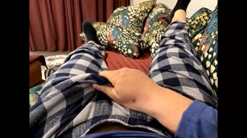 cocky_pirate22 online show from November 2025 05:01:02 PM