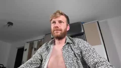 Snapshot of cocojambo04 chatting on May 2026 08:47:02 PM Nicholas online show from May 2026 08:47:02 PM