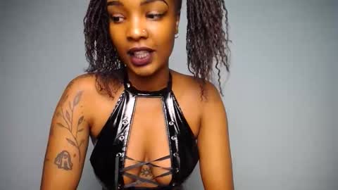 Coco online show from October 2025 09:08:02 AM