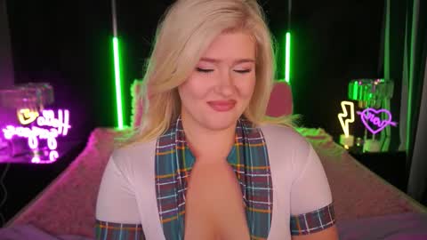 onlyfans amyleyy online show from October 2025 06:44:01 AM