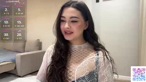 Yumi online show from May 2026 10:44:02 PM