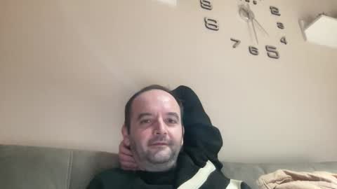 colambus83 online show from February 2026 02:25:01 PM