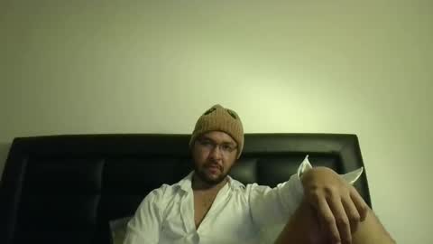 colausex online show from November 2025 04:34:01 AM