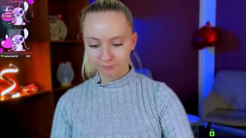 colla_white online show from February 2026 04:35:01 PM