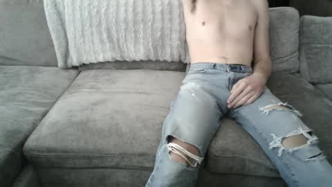 Snapshot of collegebroa chatting on October 2025 08:18:01 PM collegebroa online show from October 2025 08:18:01 PM