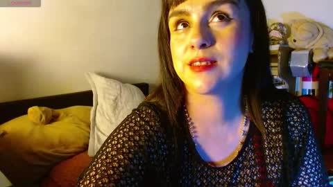 Snapshot of collette_beaufoy chatting on March 2026 05:31:02 AM Collette online show from March 2026 05:31:02 AM