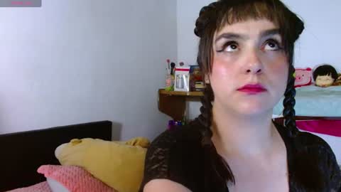 Collette online show from July 2026 09:51:01 PM