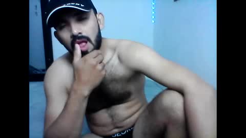 colombianocabron online show from June 2026 03:57:01 AM
