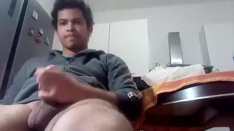 Snapshot of comobailamioso chatting on February 2026 11:06:02 AM comobailamioso online show from February 2026 11:06:02 AM