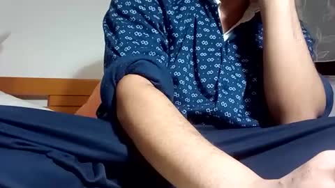 Snapshot of comobailamioso chatting on February 2026 06:17:02 PM comobailamioso online show from February 2026 06:17:02 PM