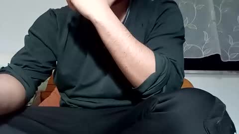 Snapshot of comobailamioso chatting on March 2026 06:54:01 PM comobailamioso online show from March 2026 06:54:01 PM