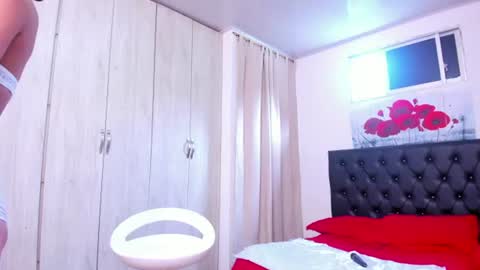 conni_f00x online show from June 2026 07:27:02 PM