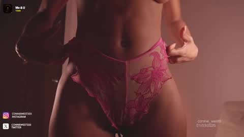 Snapshot of connie_west0 chatting on March 2025 01:26:01 AM independent model online show from March 2025 01:26:01 AM