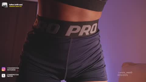 Snapshot of connie_west0 chatting on March 2025 09:31:02 PM independent model online show from March 2025 09:31:02 PM