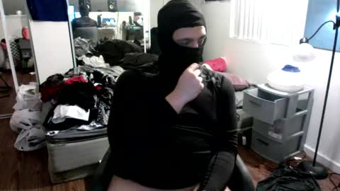 Snapshot of coodimoodi24 chatting on December 2024 09:38:02 AM coodimoodi24 online show from December 2024 09:38:02 AM