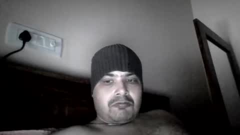 Snapshot of cool_breeze09 chatting on February 2025 01:13:02 AM Cool Breeze09 online show from February 2025 01:13:02 AM