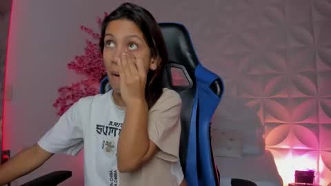  CORA  online show from November 2025 12:27:02 PM