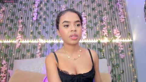 Snapshot of coralineross_ chatting on November 2025 10:58:01 AM coralineross_ online show from November 2025 10:58:01 AM