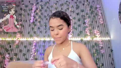 Snapshot of coralineross_ chatting on November 2025 10:59:01 AM coralineross_ online show from November 2025 10:59:01 AM