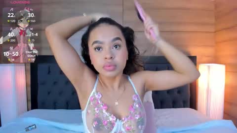 Snapshot of coralineross_ chatting on February 2026 12:43:02 PM coralineross_ online show from February 2026 12:43:02 PM