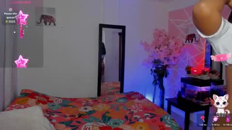 Coral online show from November 2025 02:44:01 AM