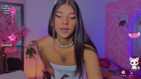 Coral online show from November 2025 02:03:01 AM