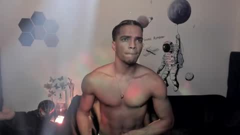 CoreyGlover online show from December 2025 09:25:01 AM