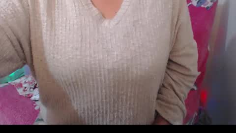 Snapshot of corinnahothotxxx chatting on February 2025 01:28:02 PM corinnahothotxxx online show from February 2025 01:28:02 PM