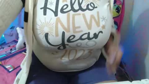 Snapshot of corinnahothotxxx chatting on October 2025 09:45:01 AM corinnahothotxxx online show from October 2025 09:45:01 AM