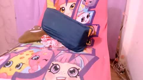 Snapshot of corinnahothotxxx chatting on January 2026 12:18:02 PM corinnahothotxxx online show from January 2026 12:18:02 PM