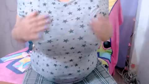 Snapshot of corinnahothotxxx chatting on January 2026 07:18:01 PM corinnahothotxxx online show from January 2026 07:18:01 PM