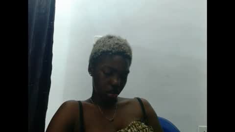 cornxcuntx online show from October 2025 07:32:01 AM