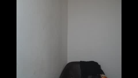 Snapshot of cornxslut chatting on November 2025 04:09:02 PM cornxslut online show from November 2025 04:09:02 PM