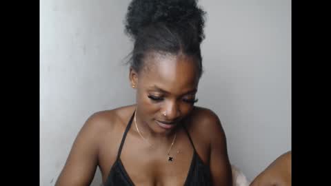 Snapshot of cornxslut chatting on November 2025 01:38:01 AM cornxslut online show from November 2025 01:38:01 AM