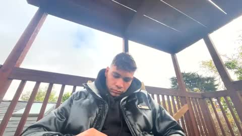 Snapshot of coronelking chatting on January 2025 10:19:01 PM coronelking online show from January 2025 10:19:01 PM