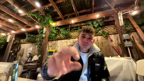 Snapshot of coronelking chatting on January 2025 01:35:01 AM coronelking online show from January 2025 01:35:01 AM