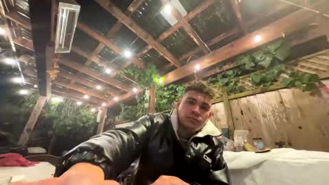 Snapshot of coronelking chatting on January 2025 03:53:01 AM coronelking online show from January 2025 03:53:01 AM