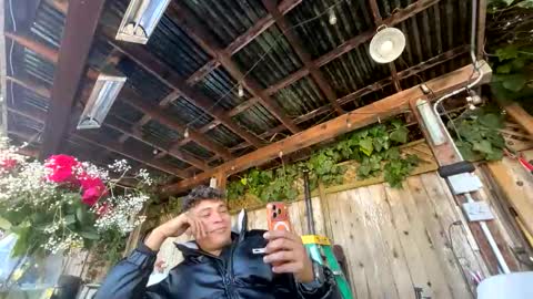 Snapshot of coronelking chatting on November 2025 10:12:01 PM coronelking online show from November 2025 10:12:01 PM