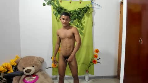 Ethan  online show from February 2025 01:21:02 AM